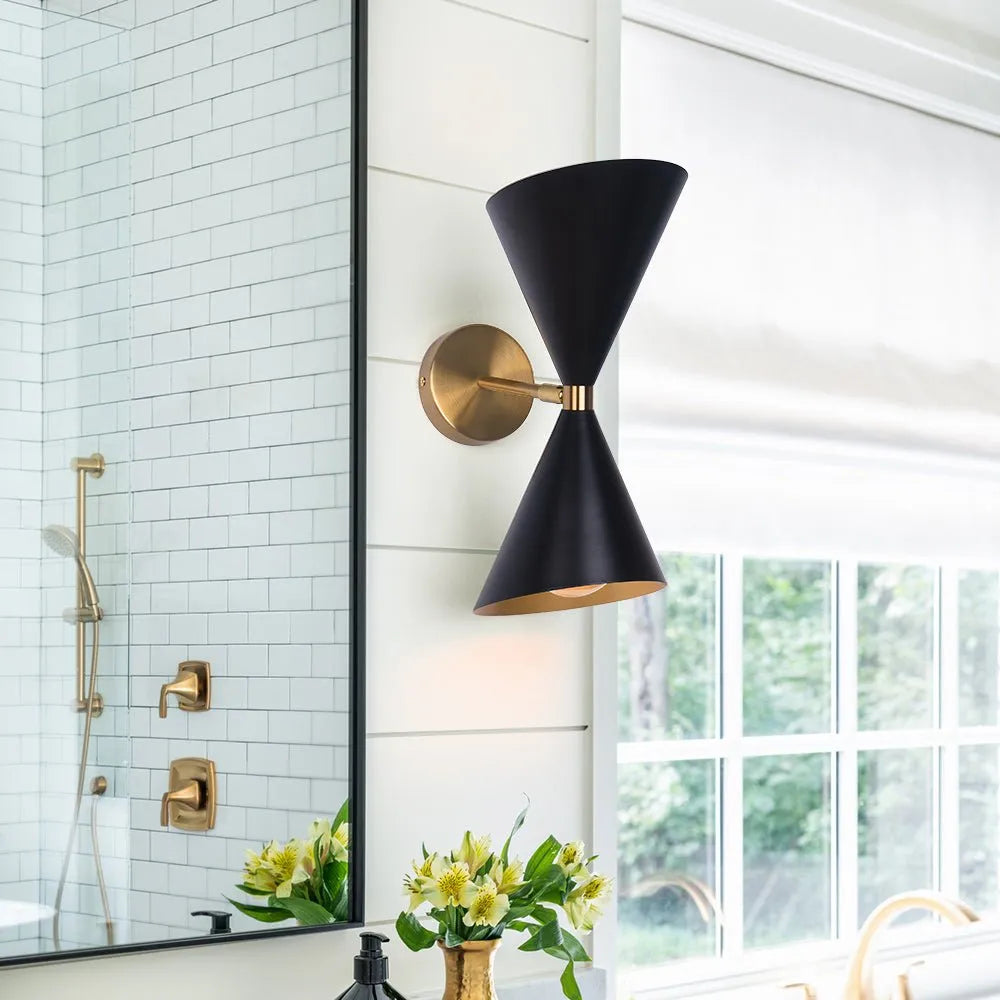 Lunora Mid-Century Vägglampa